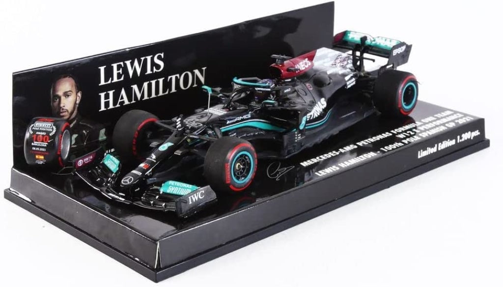 Comprar Funko Pop Lewis Hamilton Mercedes AMG F1. Disponible en