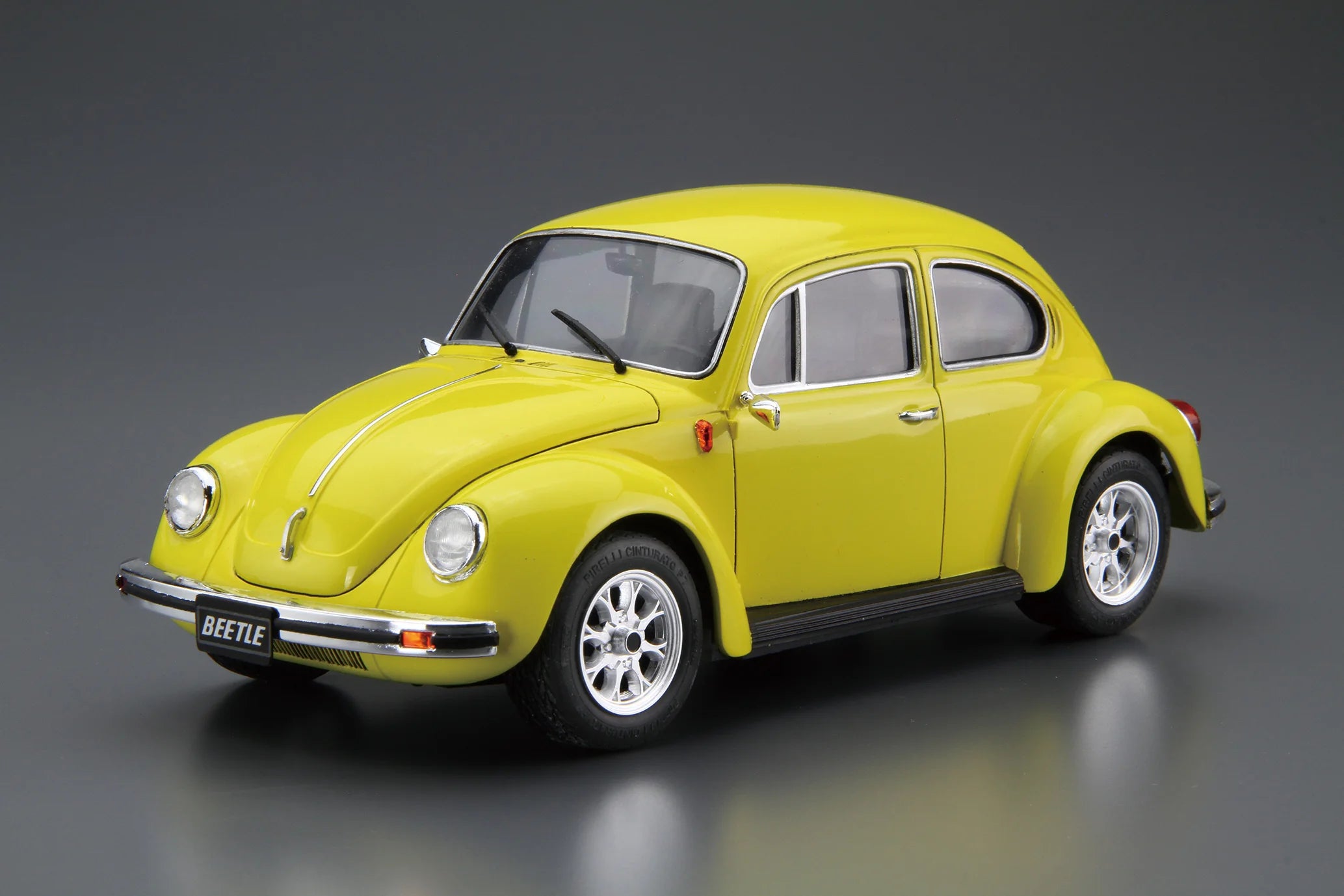 Aoshima Model Kits - 1/24 Volkswagen Beetle 1303S 73 Kit de Plástico