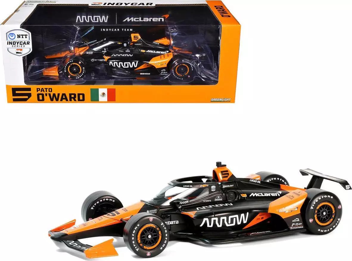 Greenlight - Dallara IndyCar #5 Pato O’Ward Arrow Arrow NTT IndyCar Series 2024, escala 1:18