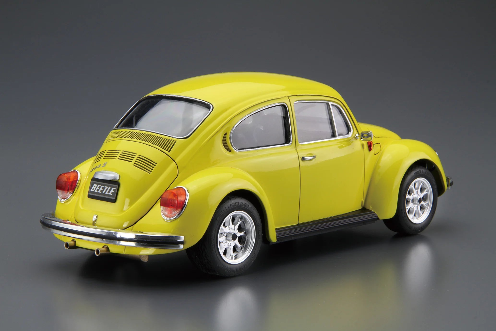 Aoshima Model Kits - 1/24 Volkswagen Beetle 1303S 73 Kit de Plástico