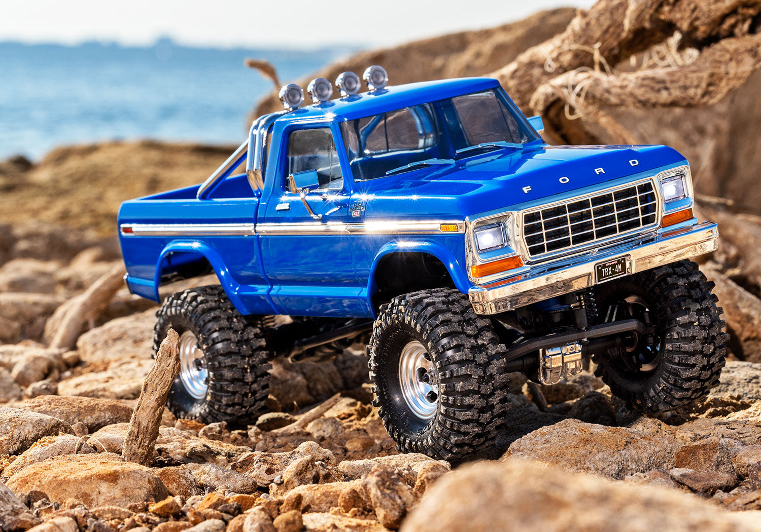 Traxxas - 1/18 Trx-4M Ford F-150 High Trail Edition, Azul